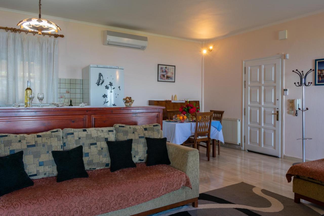 Villa Emily Achílleion Esterno foto